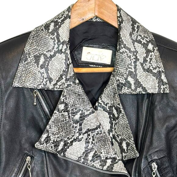Vintage Cache Black Moto Jacket with Snakeskin Collar Motorcycle Biker y2k - Picture 4 of 7